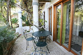 Uma Casa à Beira Sol