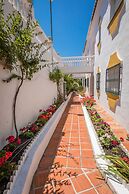 Apartamentos Turísticos Las Rosas de Capistrano