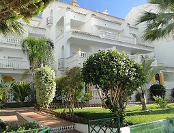 Apartamentos Turísticos Las Rosas de Capistrano