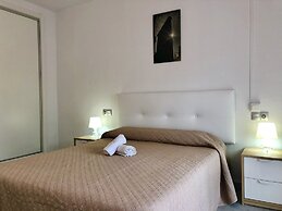 Apartamentos Turísticos Las Rosas de Capistrano