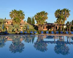 Lantana Resort Hotel & Apartments