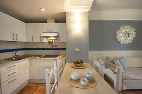 Lantana Resort Hotel & Apartments