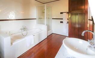 Audacia Manor Boutique Hotel