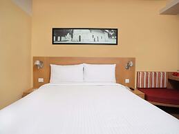 ibis Gurgaon Golf Course Road Hotel