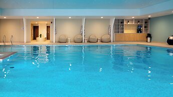 St Moritz Hotel