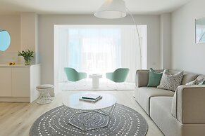 St Moritz Hotel