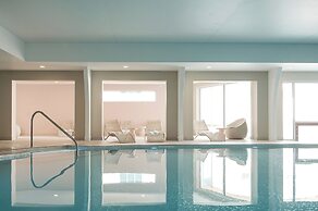 St Moritz Hotel