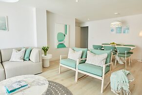 St Moritz Hotel