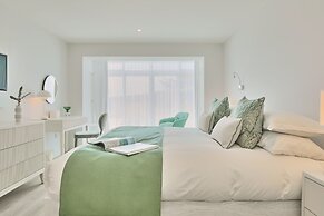 St Moritz Hotel