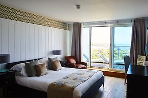 St Moritz Hotel