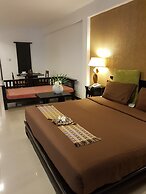 Siam Piman Hotel