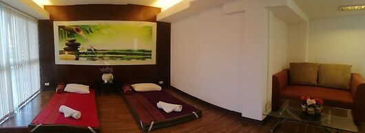 Siam Piman Hotel