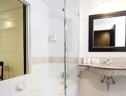 Siam Piman Hotel