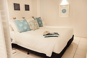 Netanya Noosa Beachfront Resort