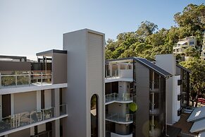 Netanya Noosa Beachfront Resort