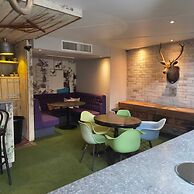Oddfellows Chester Hotel and Apartments