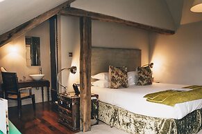 Oddfellows Chester Hotel and Apartments