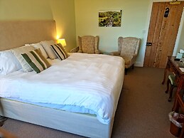 Collaven Manor Hotel
