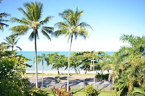 Roydon Beachfront Apartments