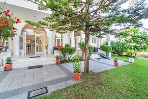 Arco Beach Hotel