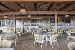 Beachcomber Island Resort