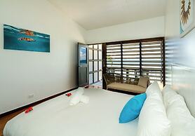 Beachcomber Island Resort