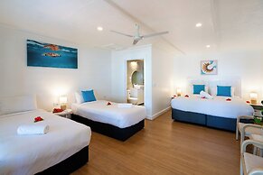 Beachcomber Island Resort