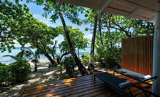 Beachcomber Island Resort