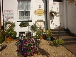Crown Lodge Guest House