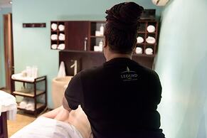 Whalesong Hotel & Spa