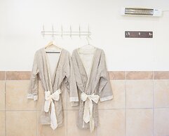 Whalesong Hotel & Spa