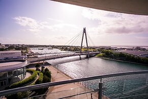Waterfront Southport Hotel