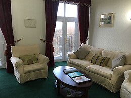 Sinai House