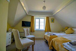 Sinai House