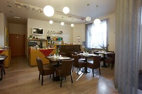 Hotel Edvards