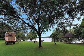 Protea Hotel by Marriott Zambezi River Lodge