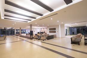 Pegasus Reef - A Beach Resort in Colombo