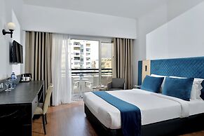 Ajax Hotel