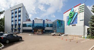 Amaks City Hotel