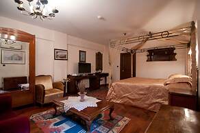 Villa Sphendone Suites