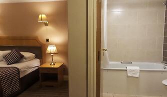 Parkside International Hotel