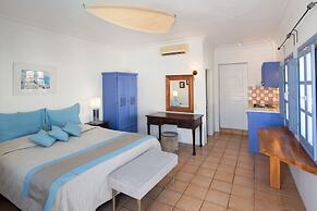 Meltemi Suites