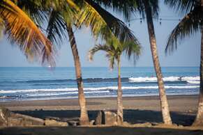 Beach Break Resort