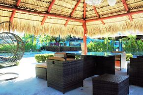 Beach Break Resort