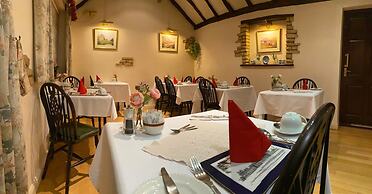 Cotswold House