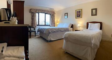 Cotswold House