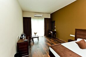 Golden Star Beach Hotel
