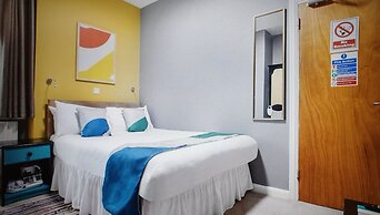 Yardley Manor Hotel
