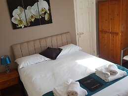 Yardley Manor Hotel