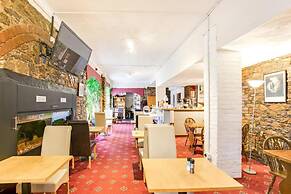 Yardley Manor Hotel